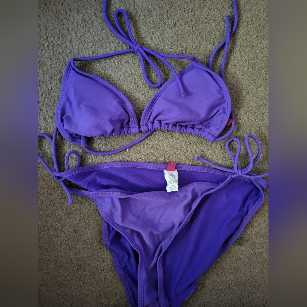 Op, Medium, purple